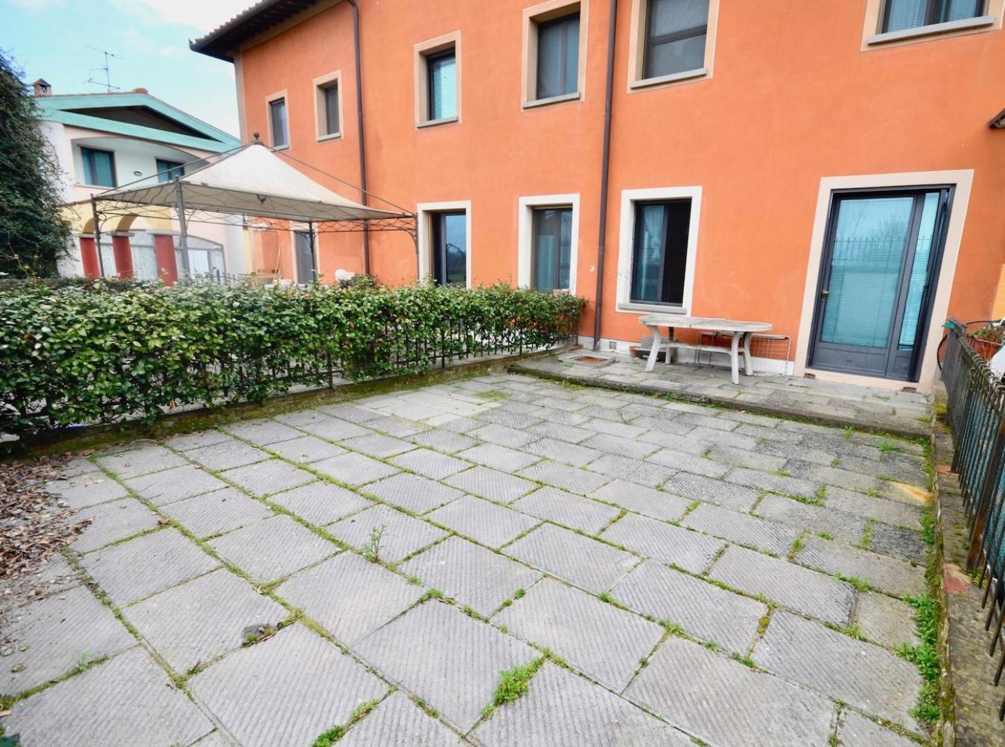 Shabby House Apartment Montalpero